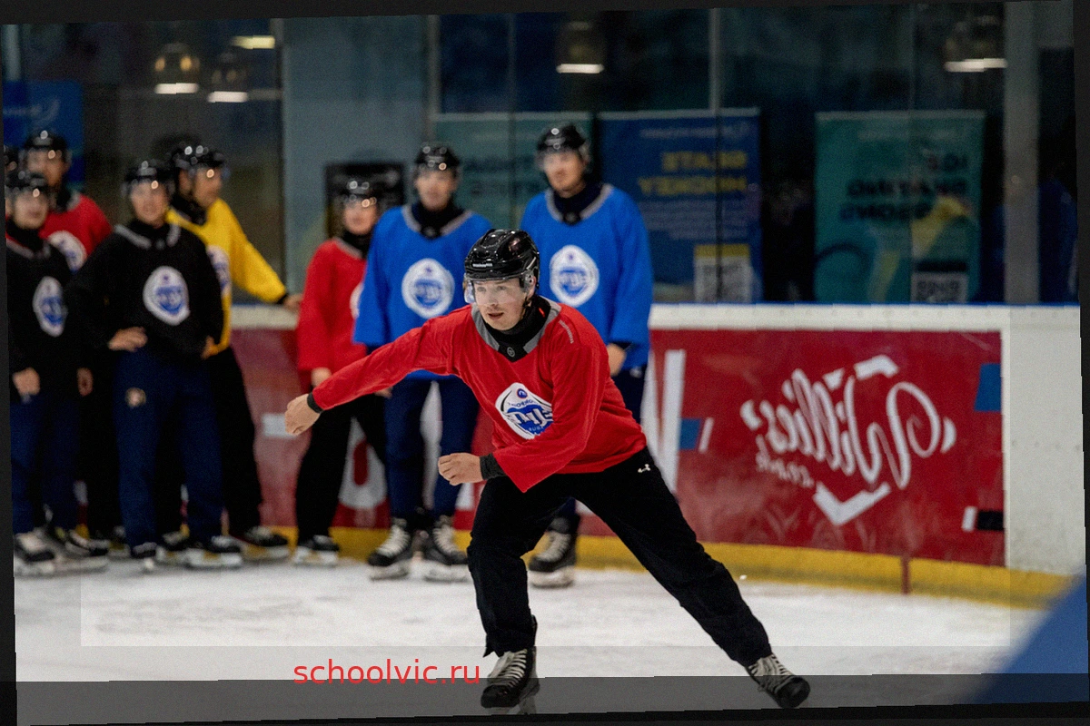 EIHL Officials Prepare for Season at Pre-Season Camp